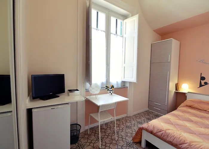 *1*7*4* Via Roma Отель типа 